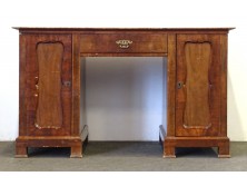 Antik térbe helyezhető Biedermeier íróasztal