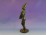 Régi bronz szobor udvari zenész 26 cm