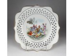 Jelzett áttört keleti jelenetes kínai porcelán dísztál 21.5 cm