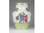 Viktória mintás Herendi porcelán váza 14 cm