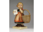 Régi Hummel leveles kosaras porcelán kislány 13.7 cm