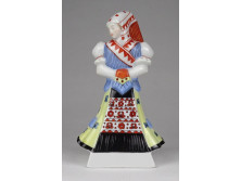 Herendi porcelán menyecske figura 13.7 cm