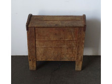 Antik szuszék hozományláda 88 x 51 x 90 cm