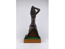 Veszprémi Imre: Női akt bronzírozott műgyanta szobor 37 cm