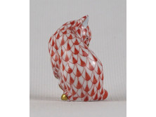 Kisméretű pikkely mintás Herendi porcelán cica 4 cm