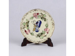 Vajszínű Zsolnay porcelán, aranyozott, kék pillangós tányérka 8.5 cm