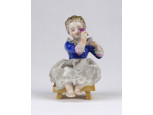 Antik nápolyi Capodimonte fodros szoknyás kislány porcelán figura 7 cm