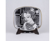Aranyozott Hollóházi Szász Endre porcelán tálka 14.5 x 12 cm