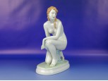 Zsolnay porcelán térdelő akt szobor