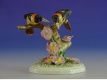 Herendi faágon ülő porcelán madár pár
