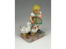 Régi Ilmenau porcelán kis lány libákkal